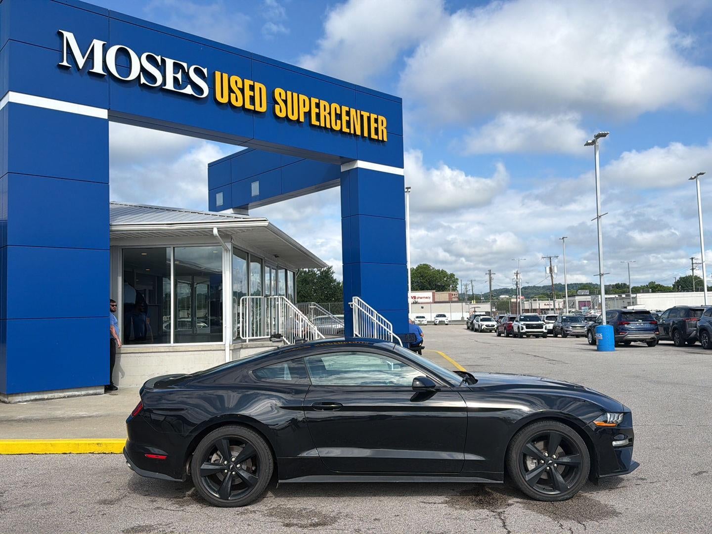 2022 Ford Mustang EcoBoost