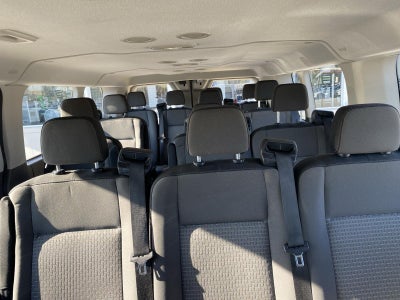 2024 Ford Transit Passenger Wagon XLT