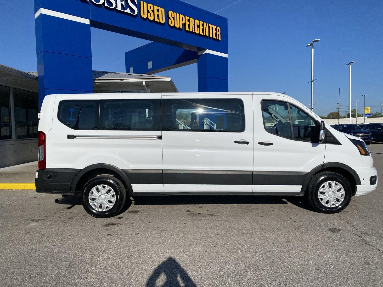 2024 Ford Transit Passenger Wagon XLT