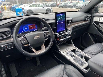 2022 Ford Explorer Platinum