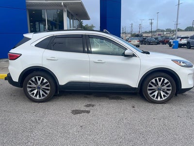 2022 Ford Escape Titanium