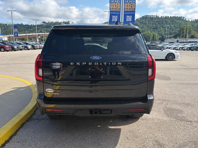 2025 Ford EXPEDITION ACTIVE Base