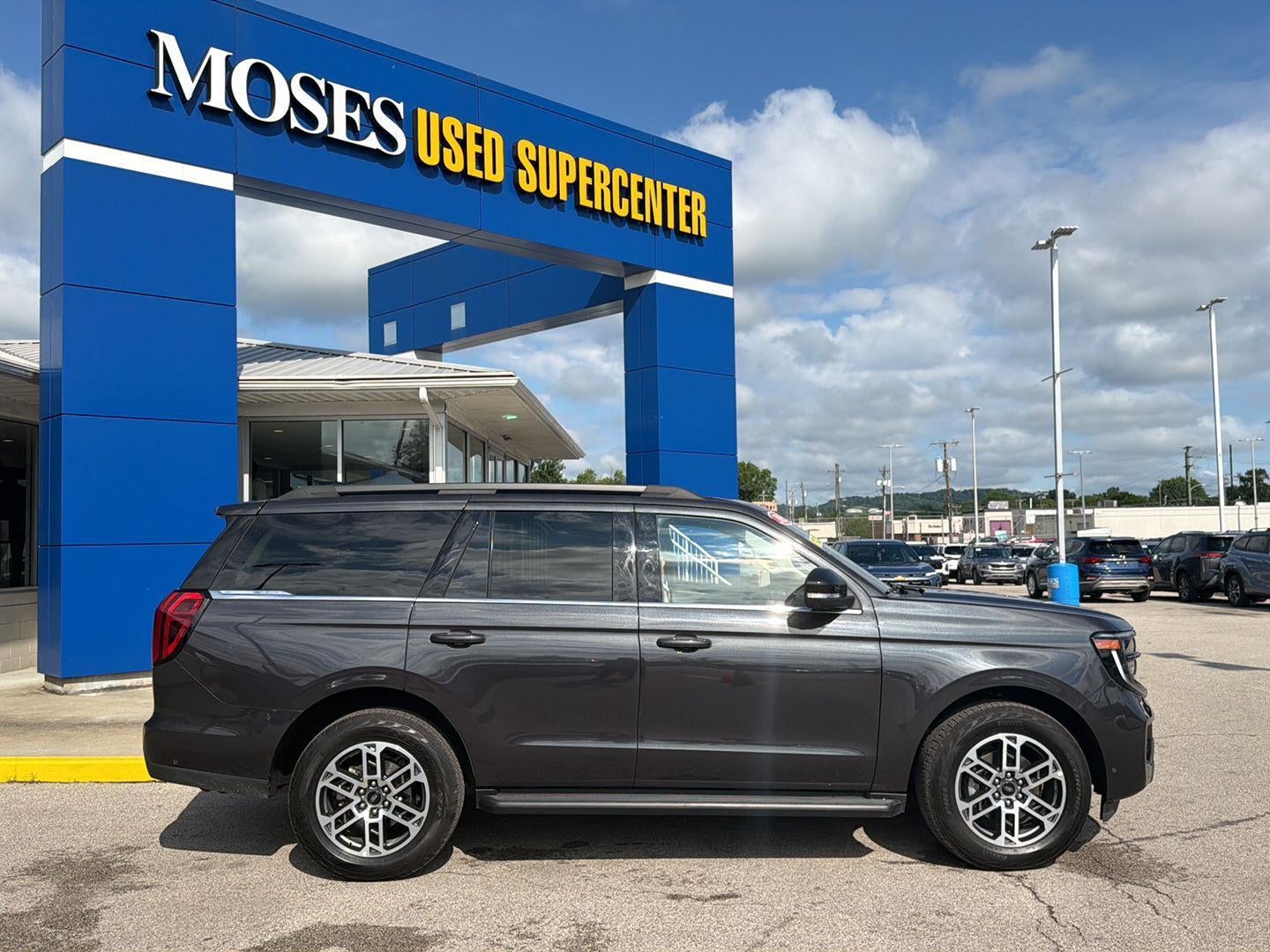 2025 Ford EXPEDITION ACTIVE Base
