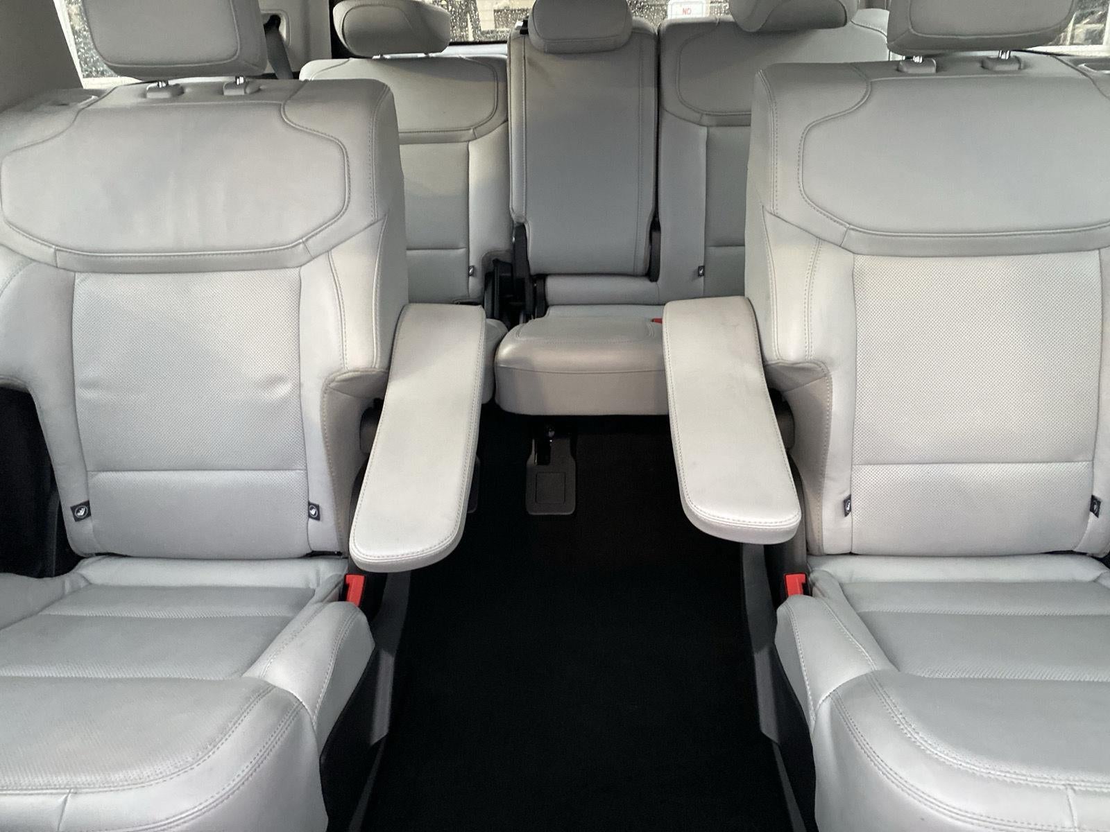 2025 Ford EXPEDITION Base