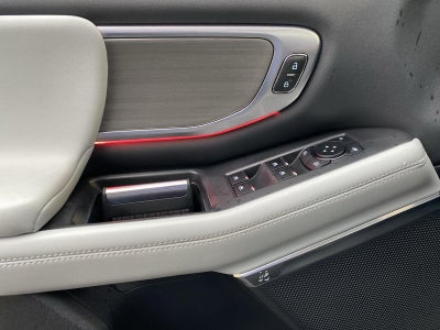 2025 Ford EXPEDITION Base