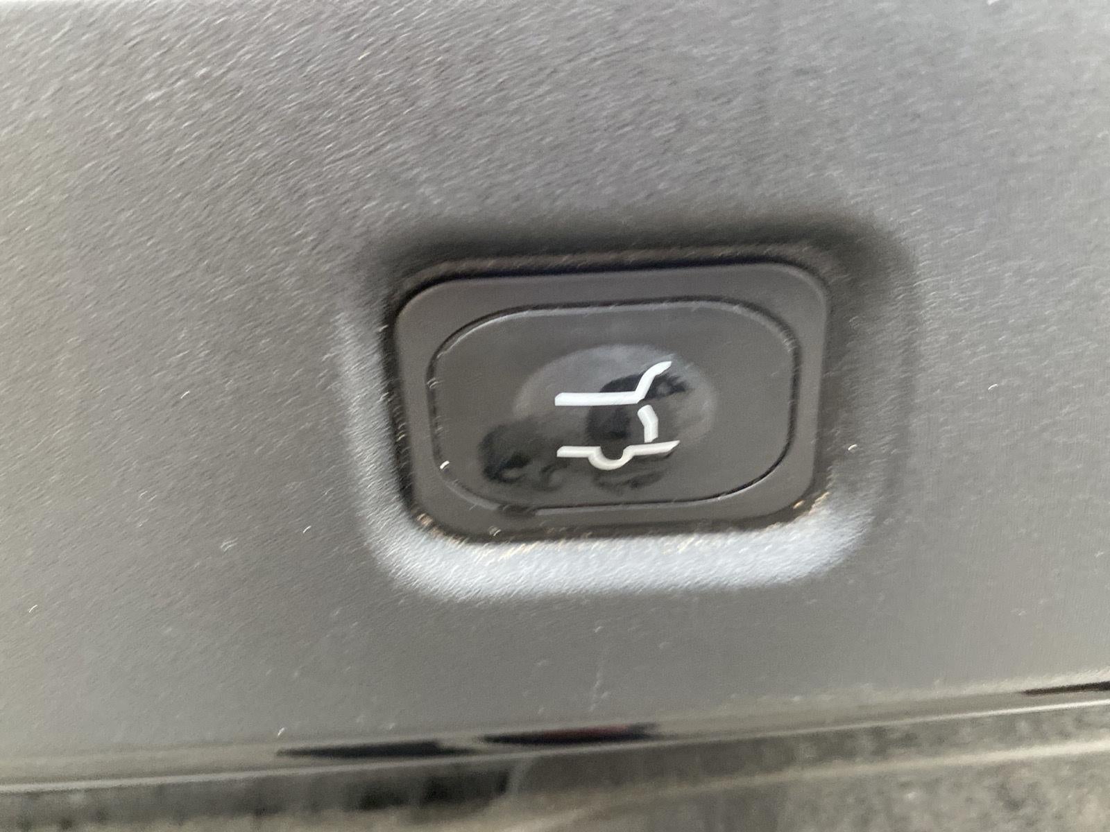 2025 Ford EXPEDITION Base