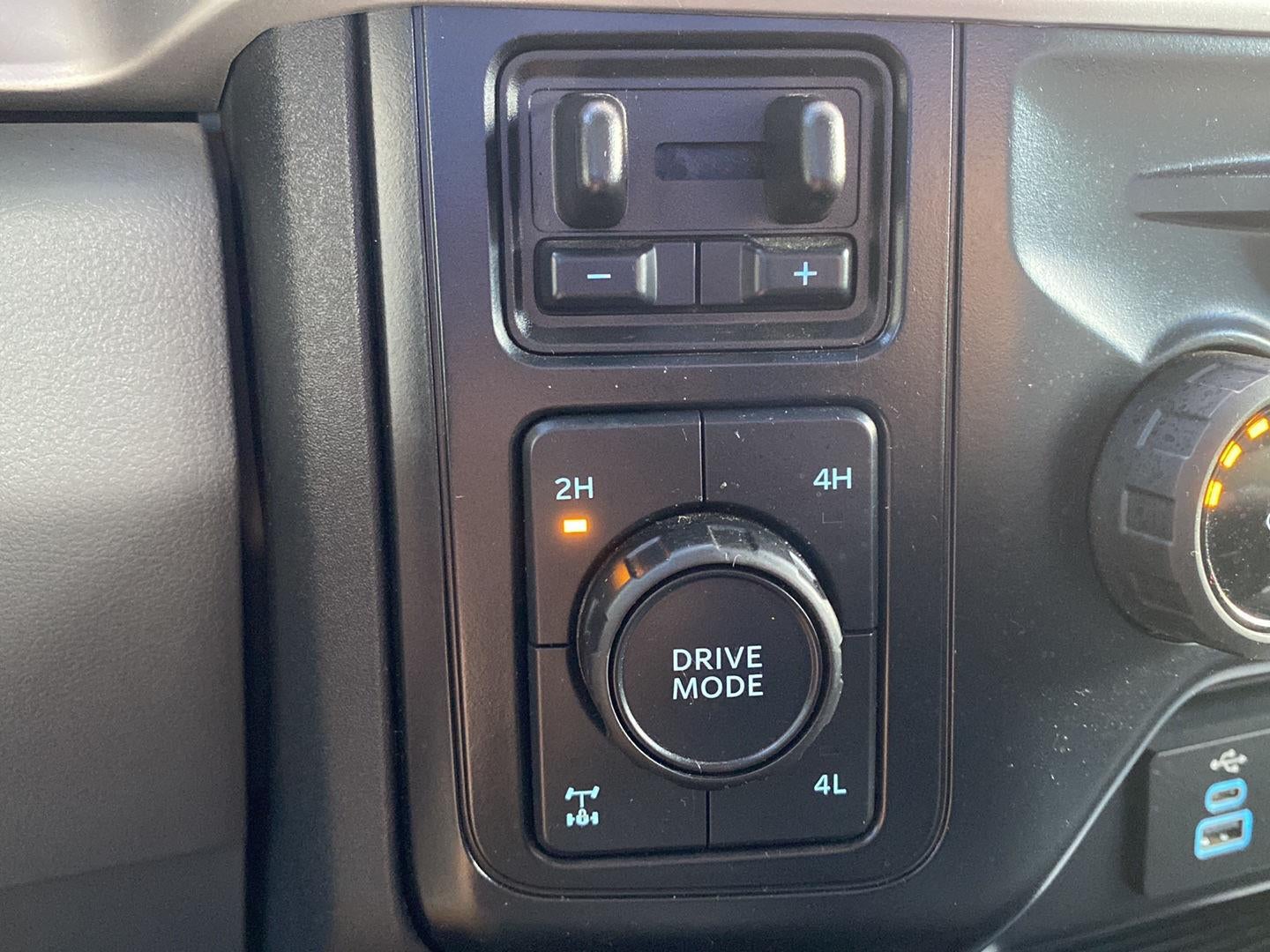 2024 Ford Super Duty F-350 SRW XL