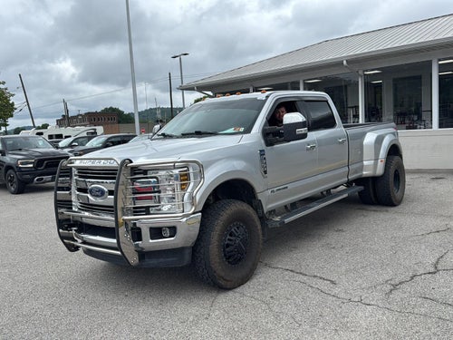 2018 Ford Super Duty F-350 DRW LARIAT
