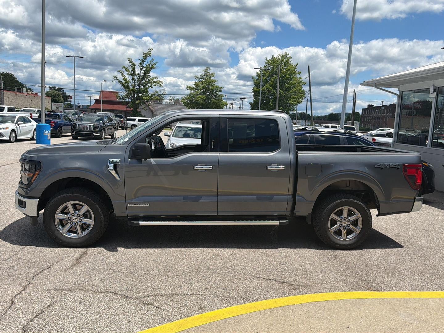2024 Ford F-150 XLT 4WD SUPERCREW 5.5' BO