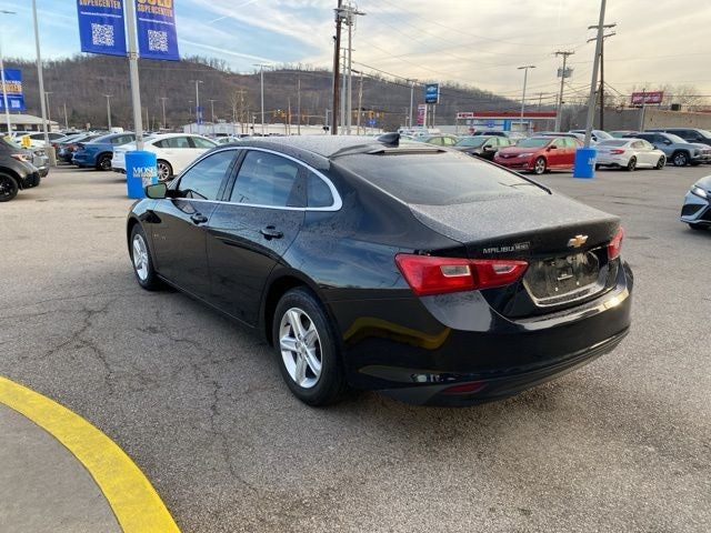 2023 Chevrolet Malibu LS 1LS