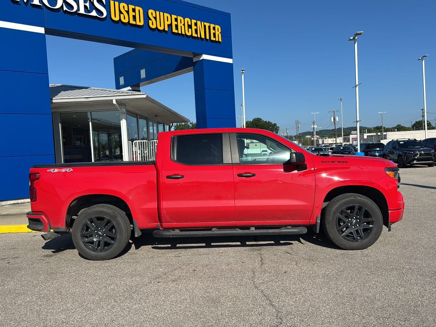 2025 Chevrolet Silverado 1500 Custom