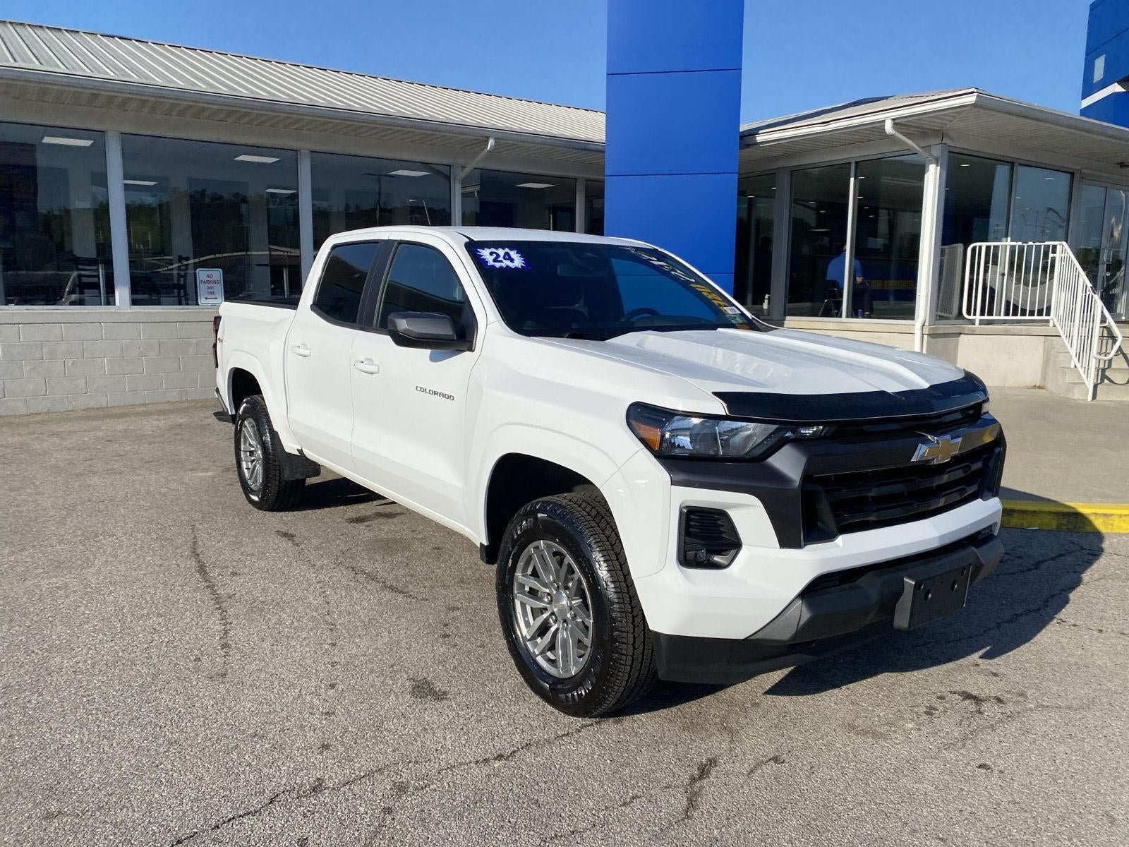 2024 Chevrolet Colorado 4WD LT