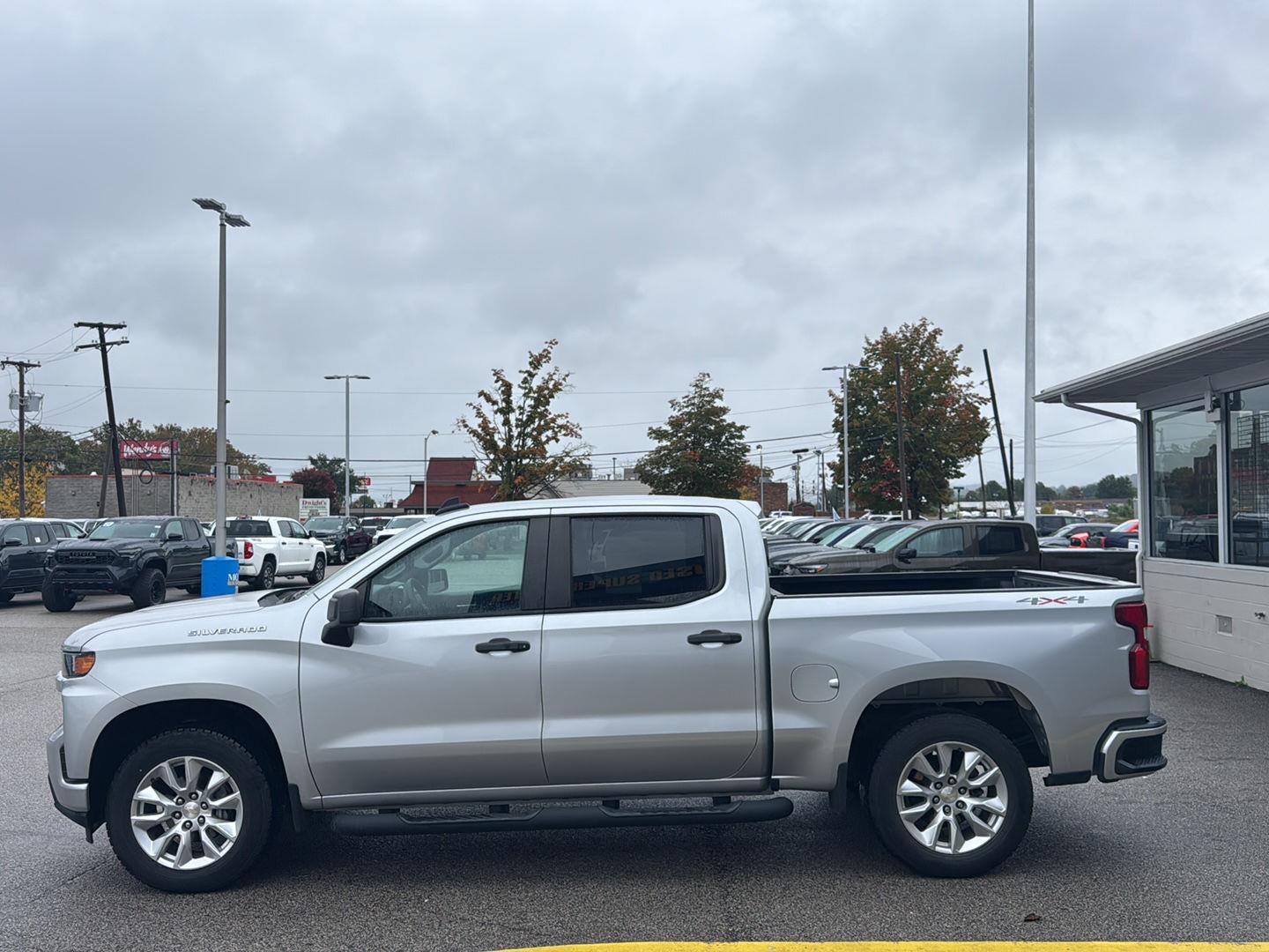2020 Chevrolet Silverado 1500 Custom
