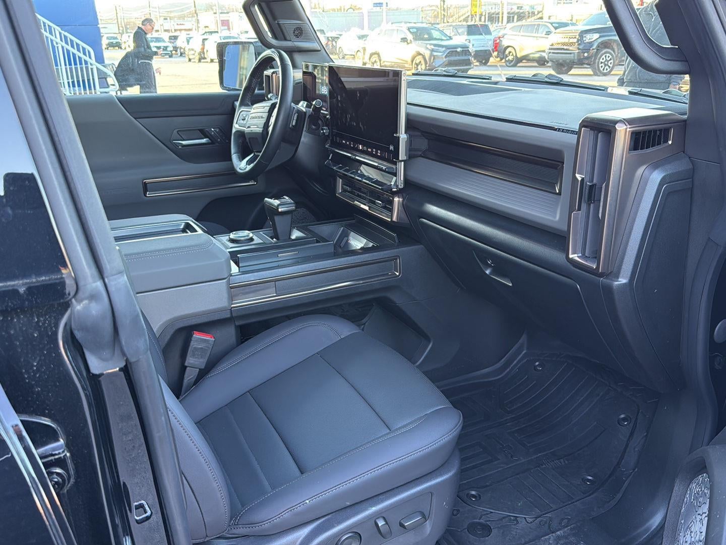 2025 GMC HUMMER EV SUV 2X