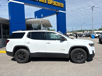 2023 GMC Acadia AT4