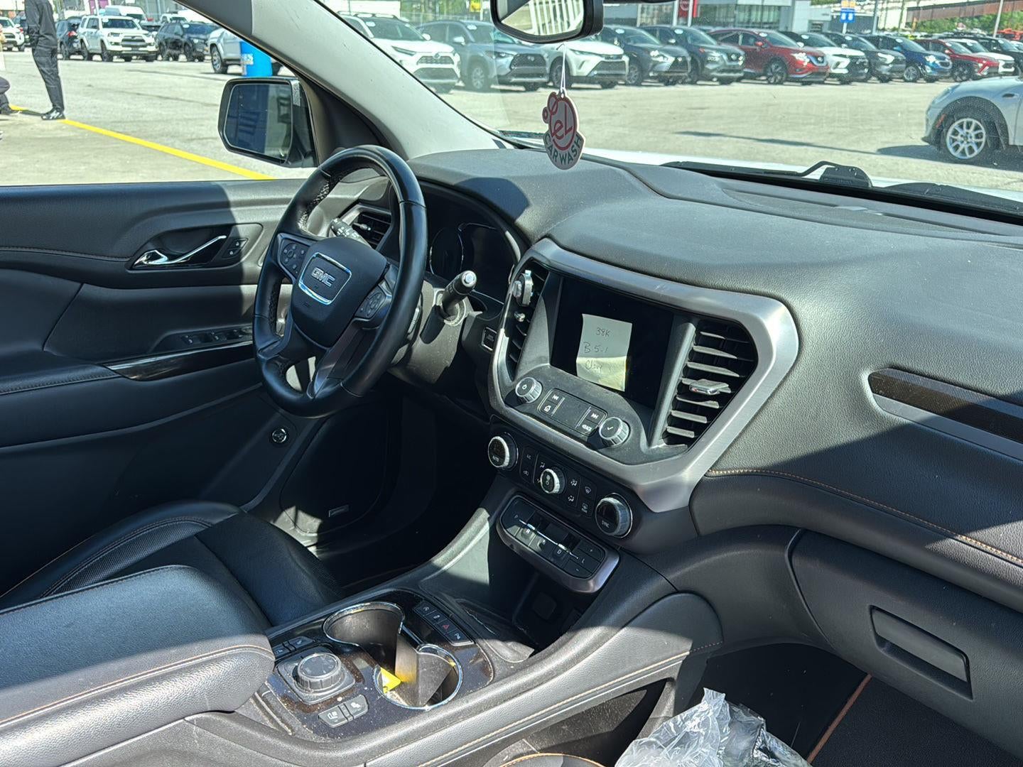 2023 GMC Acadia AT4