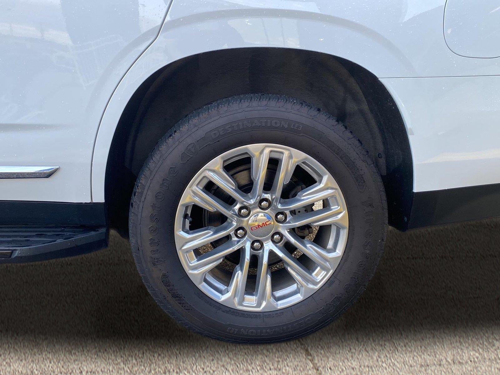 2022 GMC Yukon SLT