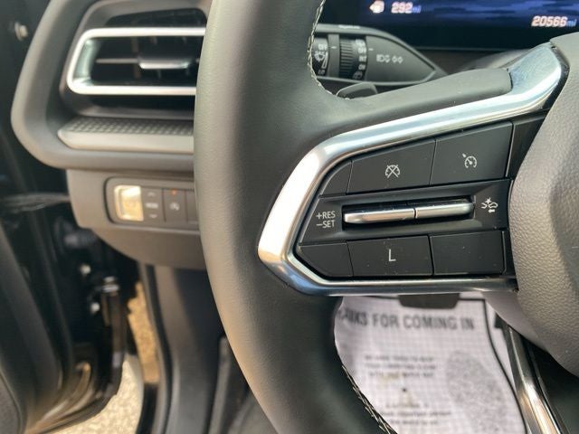 2024 Chevrolet Traverse LS