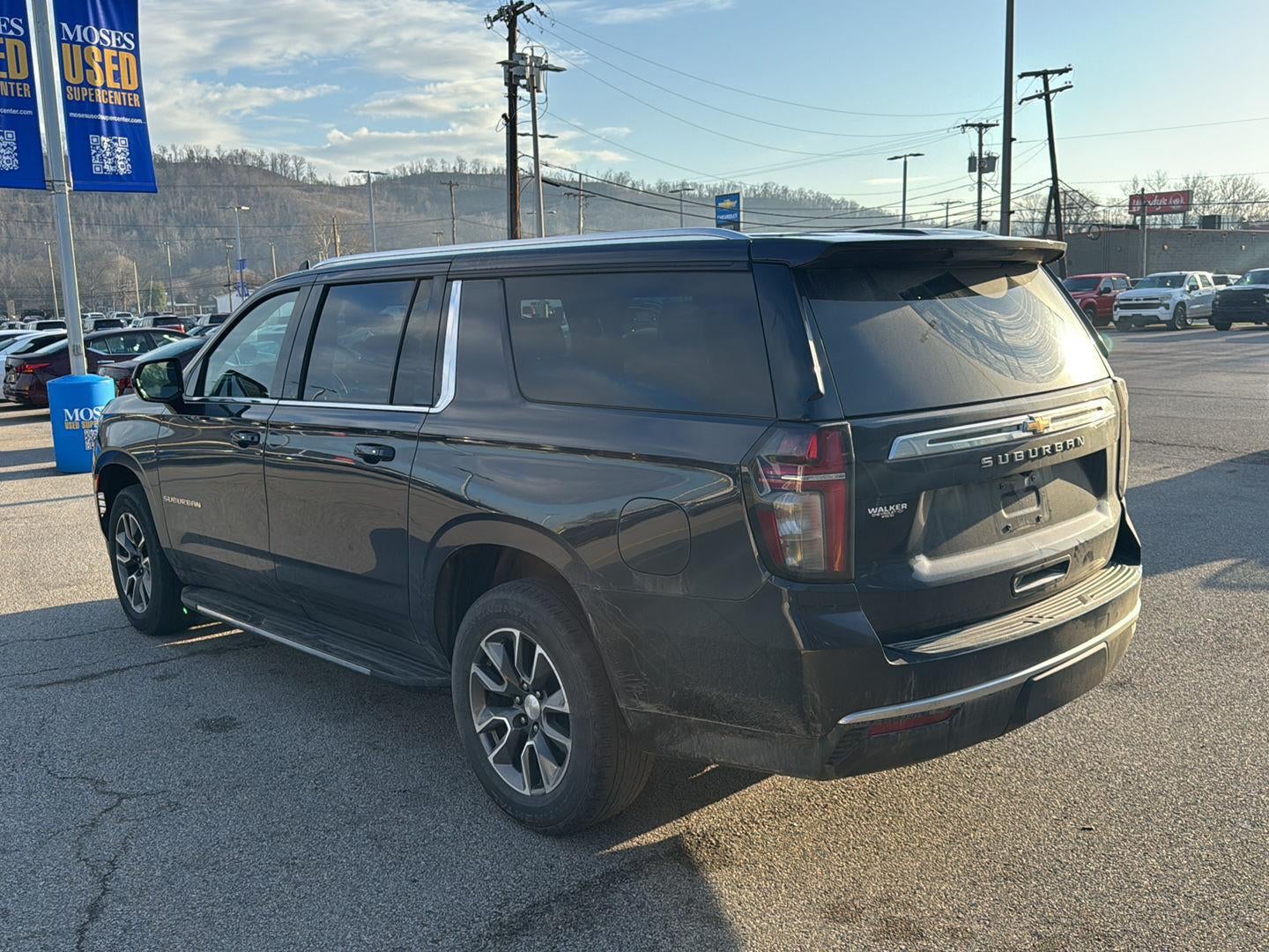 2023 Chevrolet Suburban LS