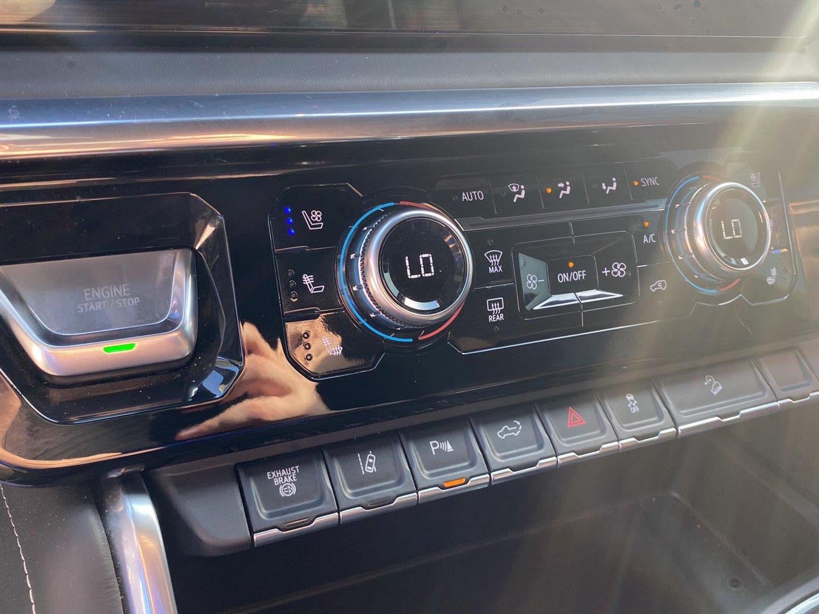 2025 GMC Sierra 2500HD Denali Ultimate