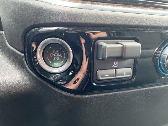 2025 GMC Sierra 2500HD SLE