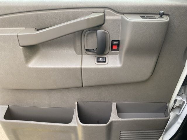 2022 GMC Savana 2500 Work Van