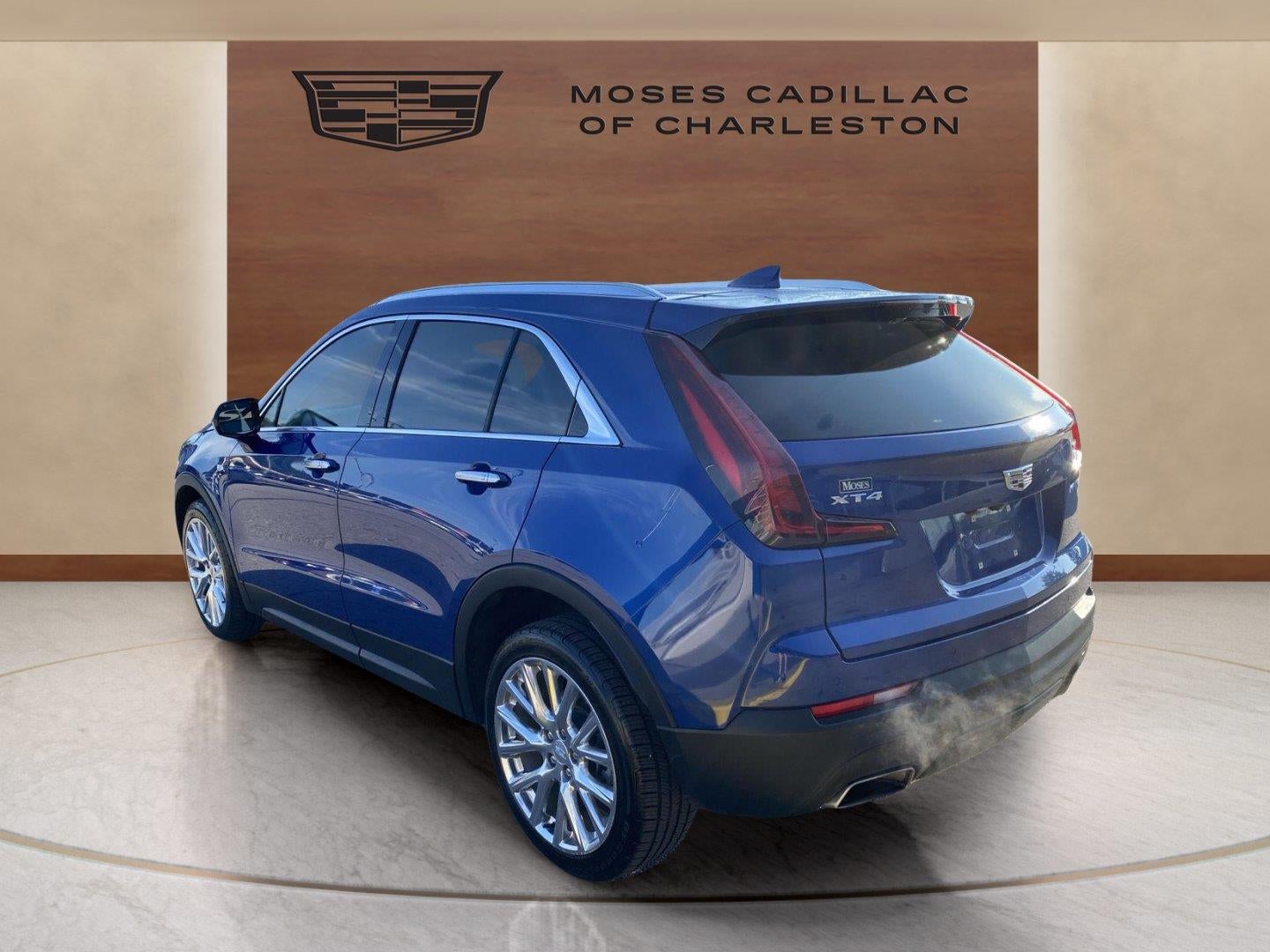 2021 Cadillac XT4 FWD Luxury