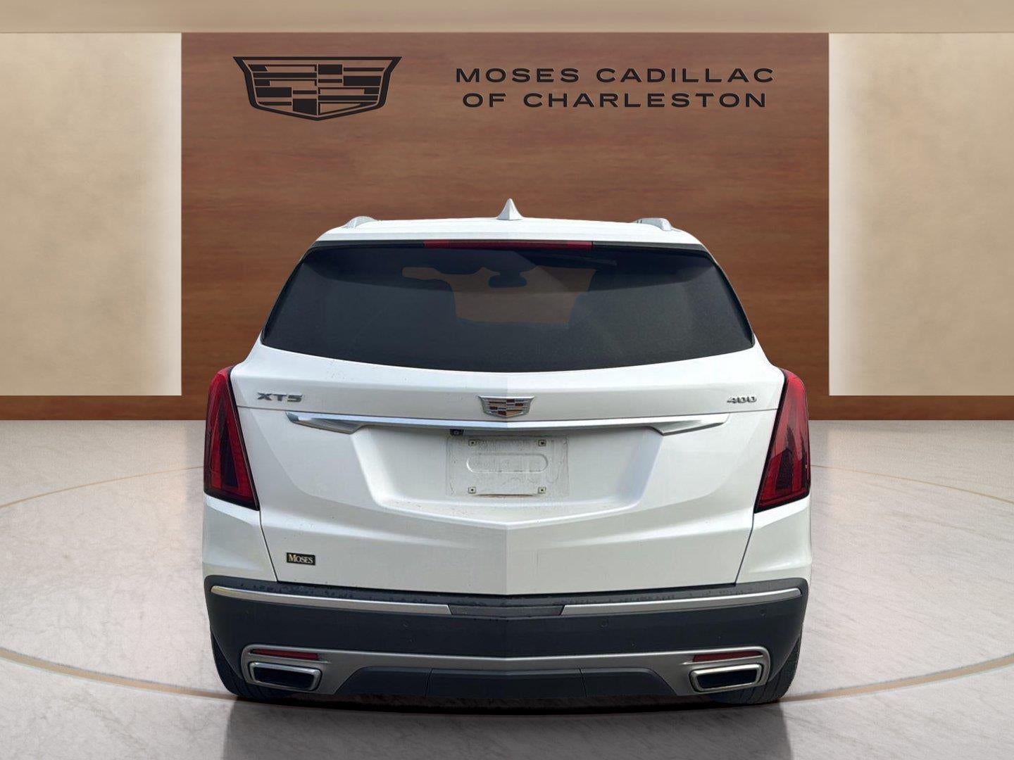 2022 Cadillac XT5 FWD Premium Luxury