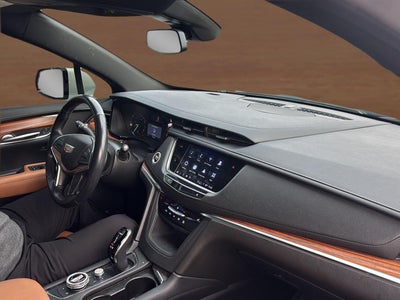 2022 Cadillac XT5 FWD Premium Luxury