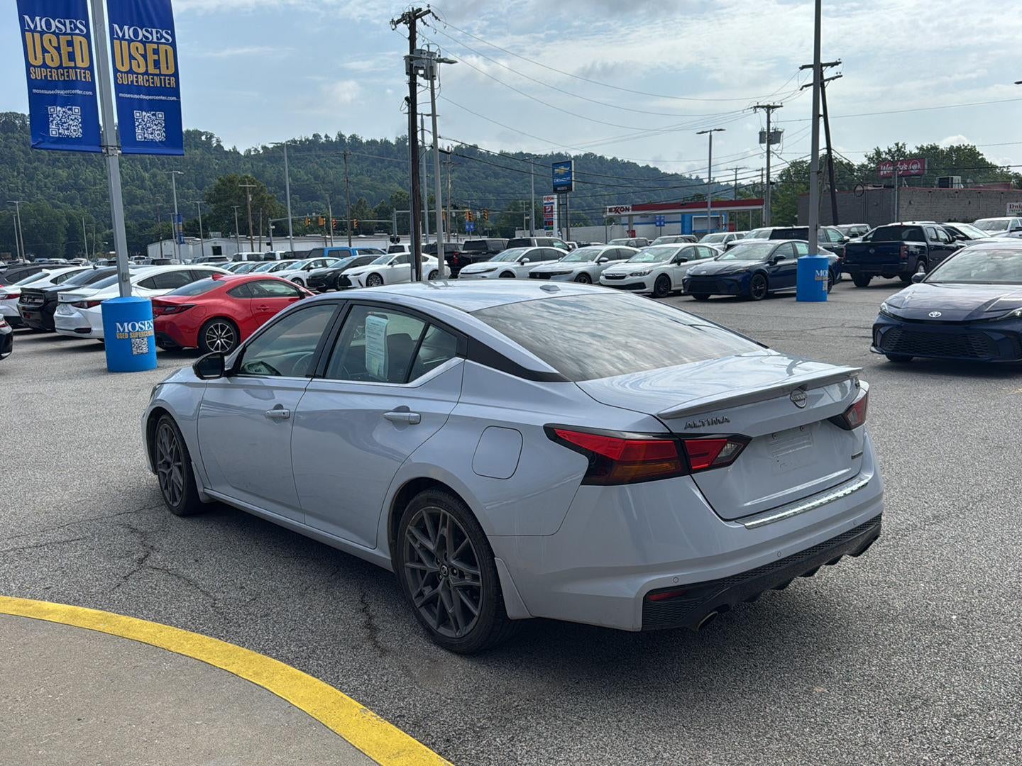 2023 Nissan Altima 2.0 SR