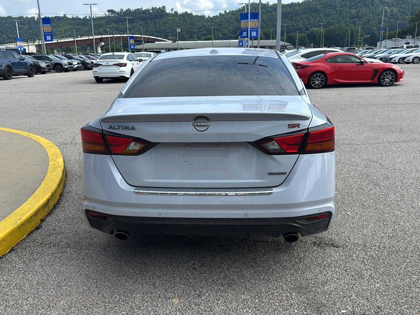 2023 Nissan Altima 2.0 SR