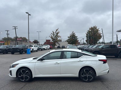 2025 Nissan Altima SR