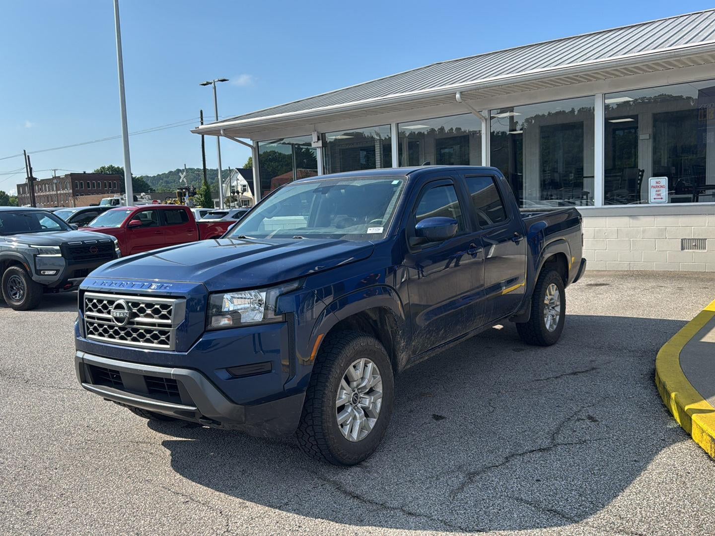 2023 Nissan Frontier SV