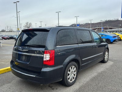 2013 Chrysler Town & Country Touring