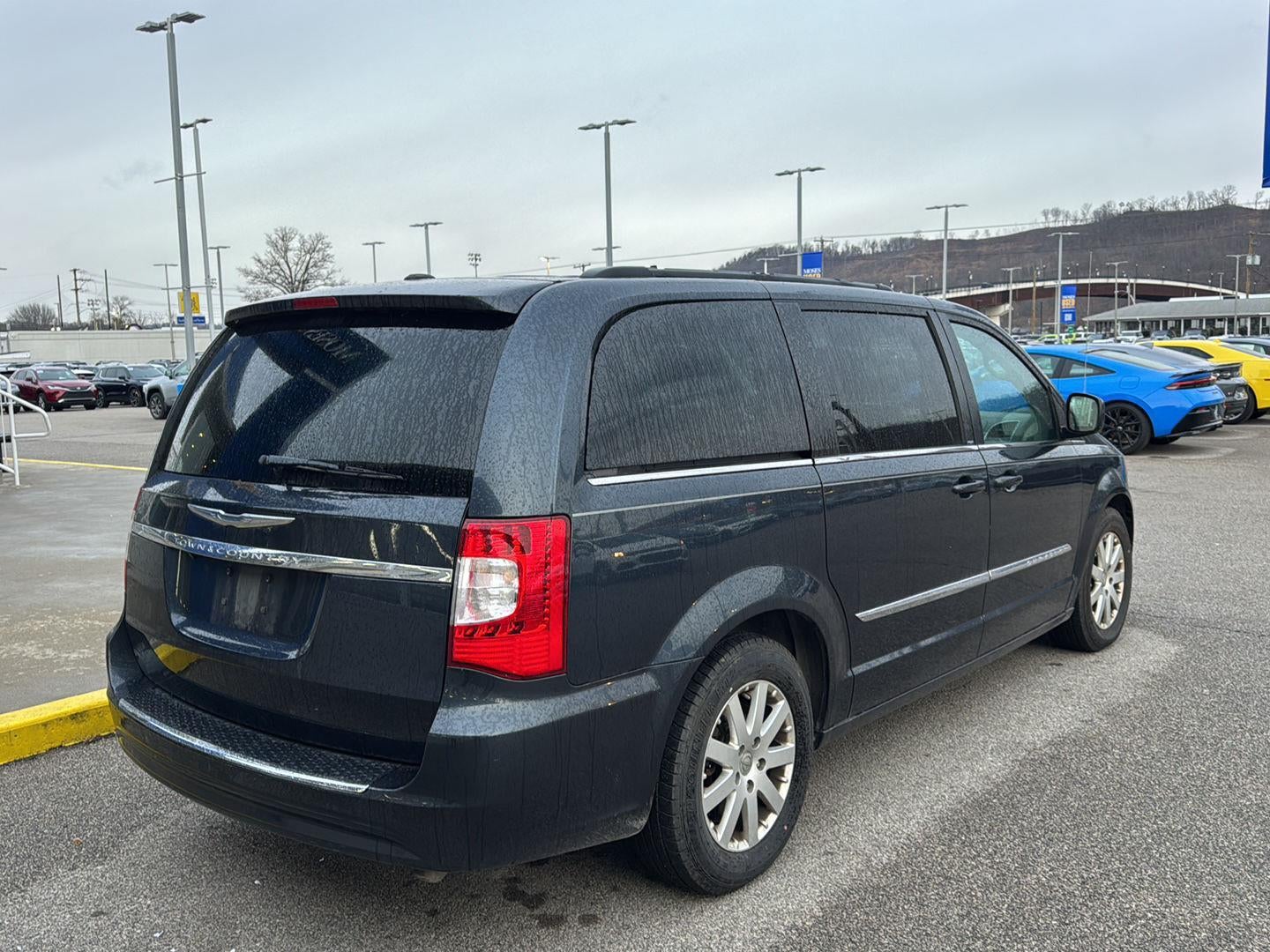 2013 Chrysler Town & Country Touring