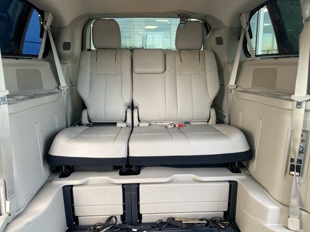 2016 Chrysler Town & Country Limited