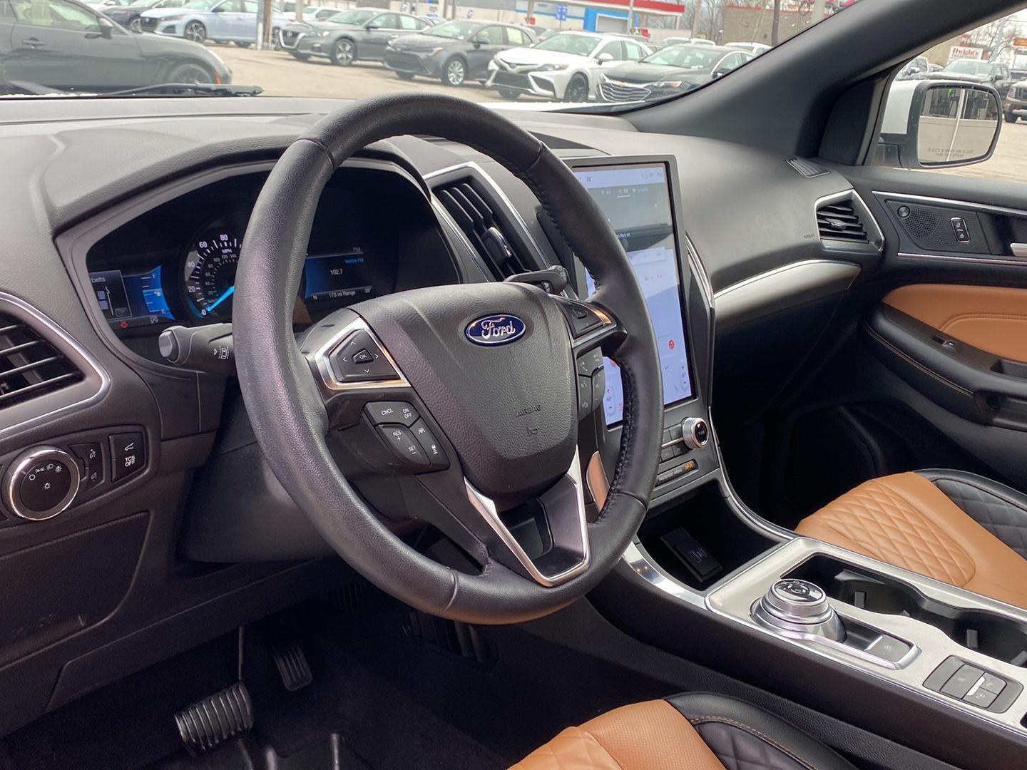2024 Ford Edge Titanium