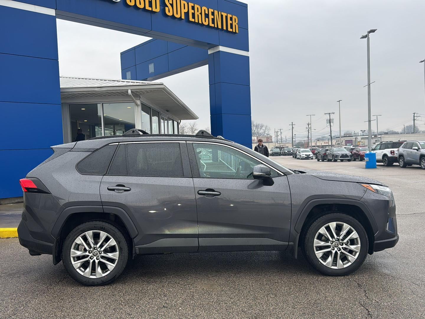 2022 Toyota RAV4 XLE Premium