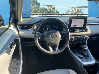 2025 Toyota RAV4 Hybrid XLE Premium