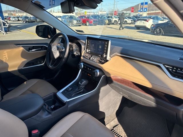 2019 Toyota RAV4 Hybrid Limited