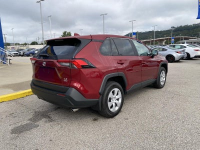 2025 Toyota RAV4 LE
