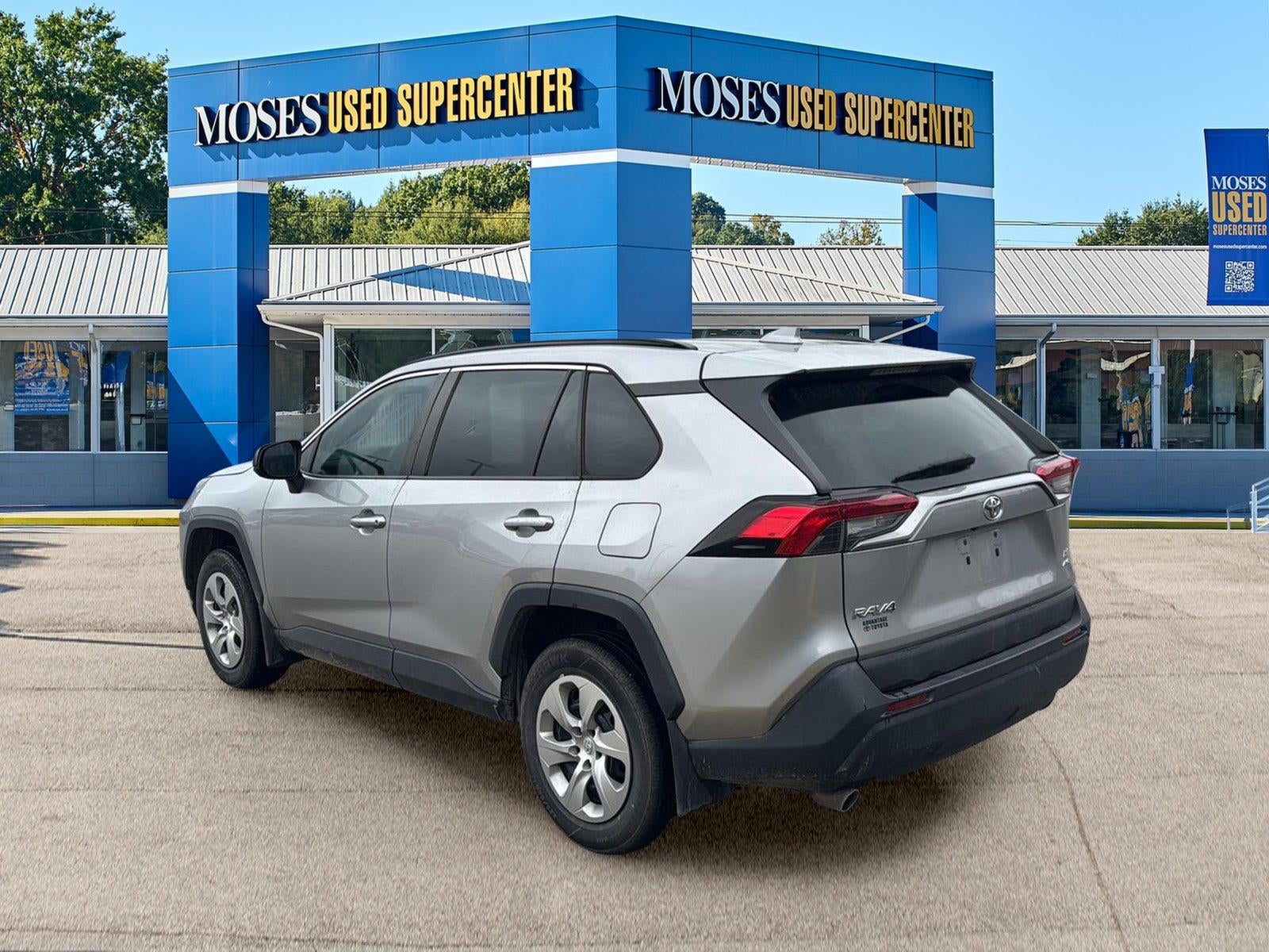 2019 Toyota RAV4 LE