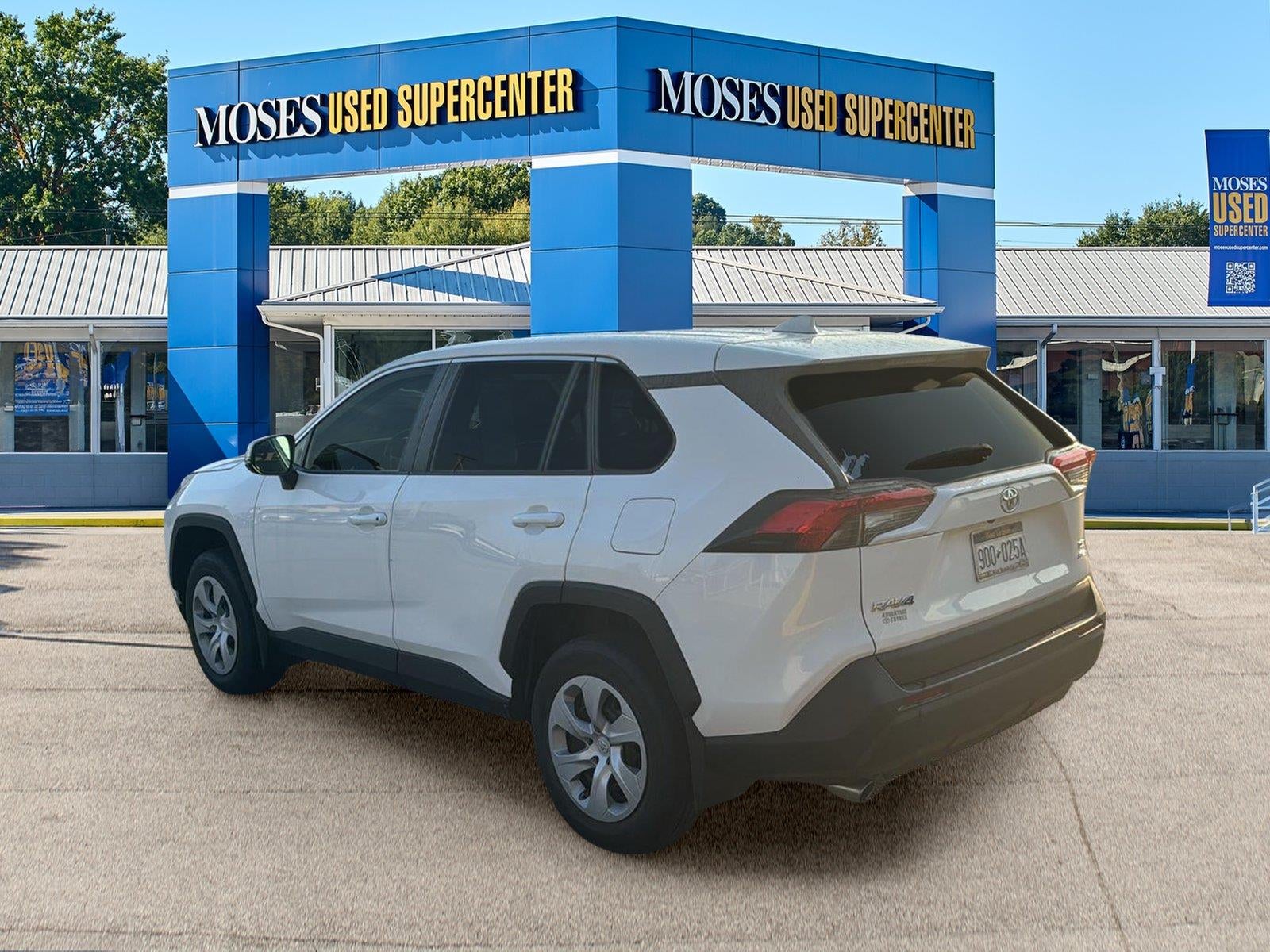 2023 Toyota Rav4 LE