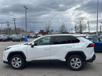 2020 Toyota RAV4 LE