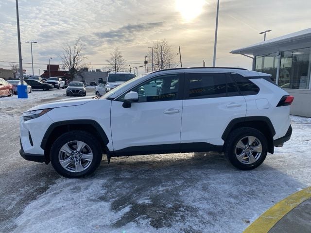 2023 Toyota RAV4 XLE