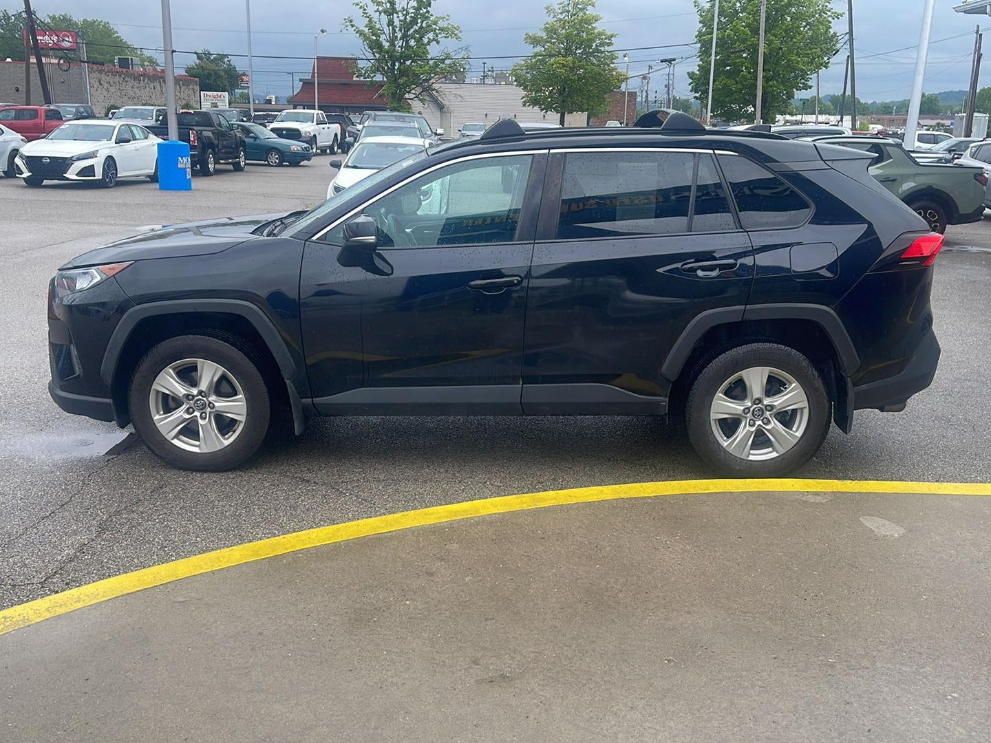 2020 Toyota RAV4 XLE