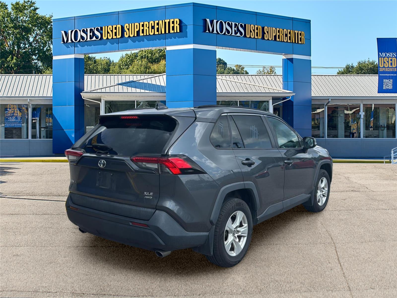 2021 Toyota RAV4 XLE