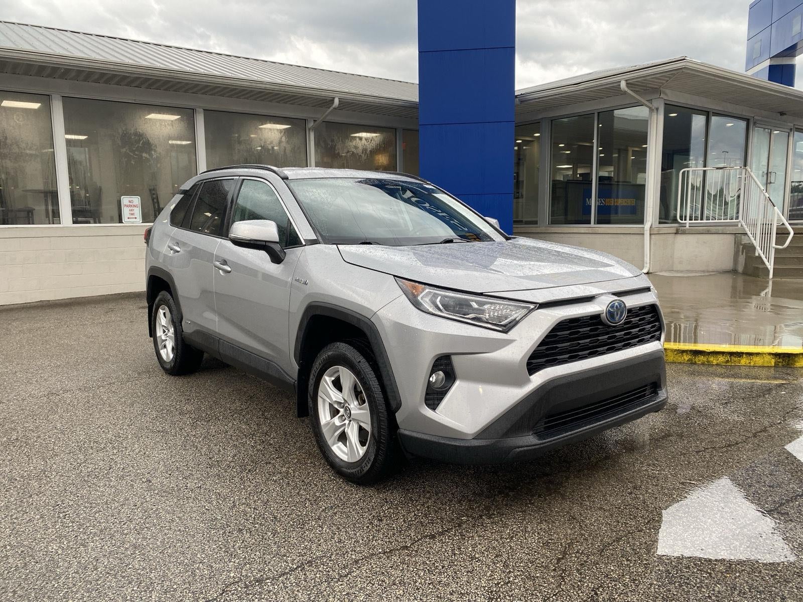 2020 Toyota RAV4 Hybrid XLE