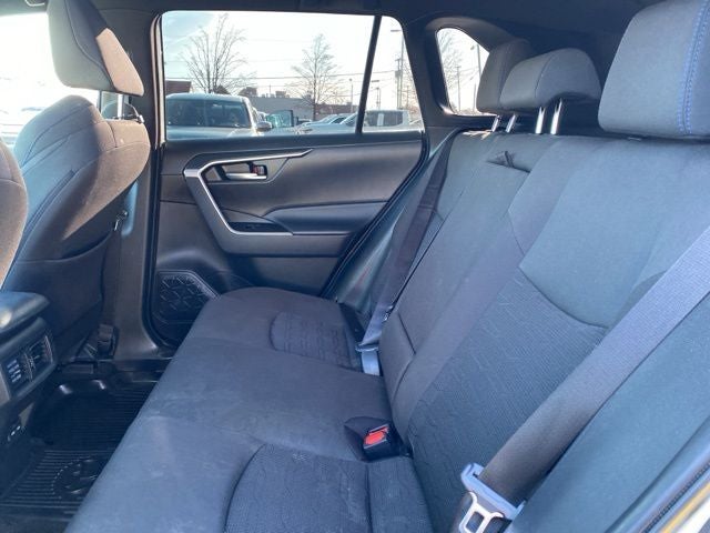 2024 Toyota RAV4 Hybrid SE