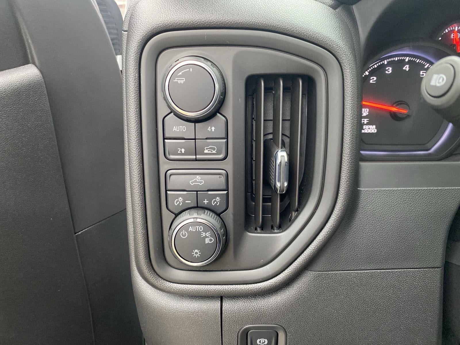 2025 Chevrolet Silverado 1500 Work Truck